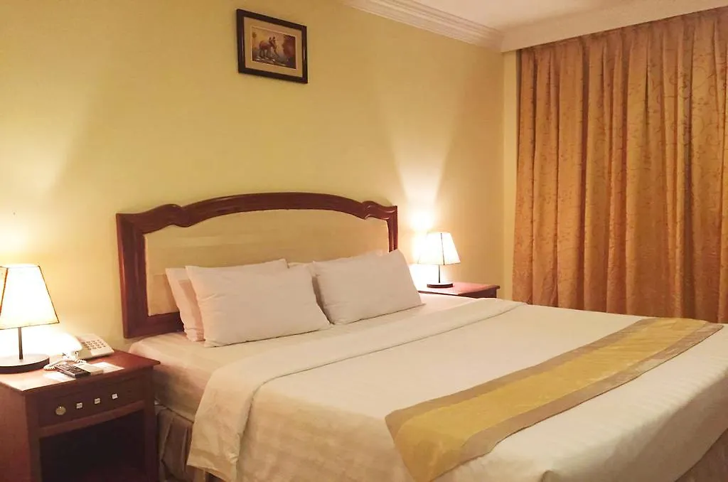 Golden Sea Hotel シアヌークビル